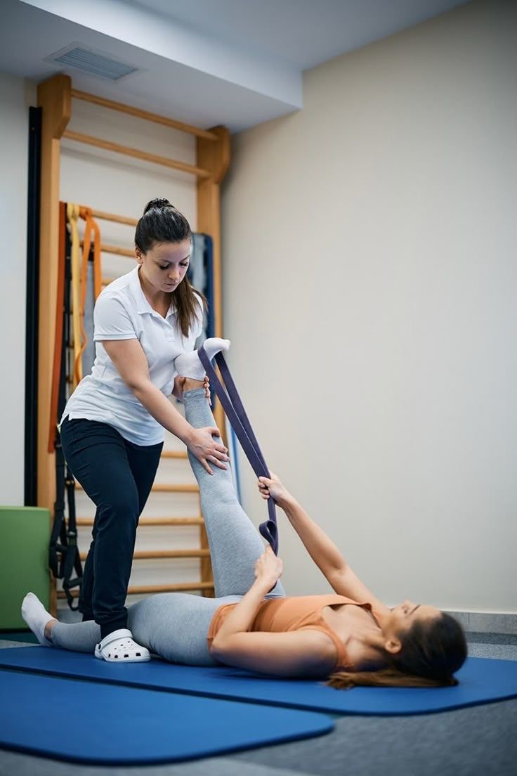Terapia física y rehabilitación a domicilio en Bogotá para recuperación de movilidad